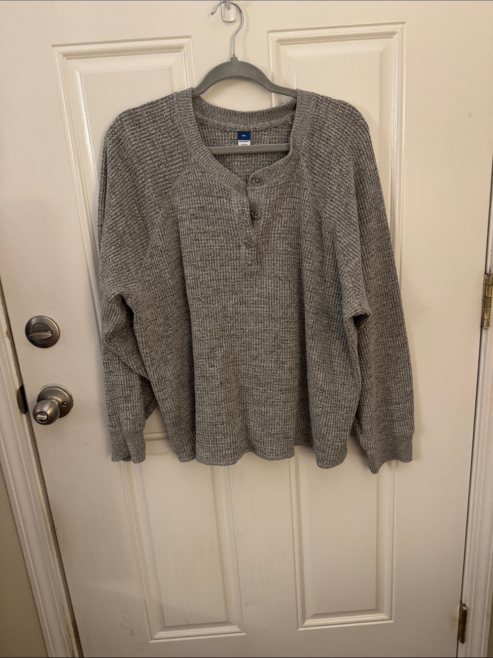 Old Navy Women’s Gray Waffle Henley Pullover Sweater